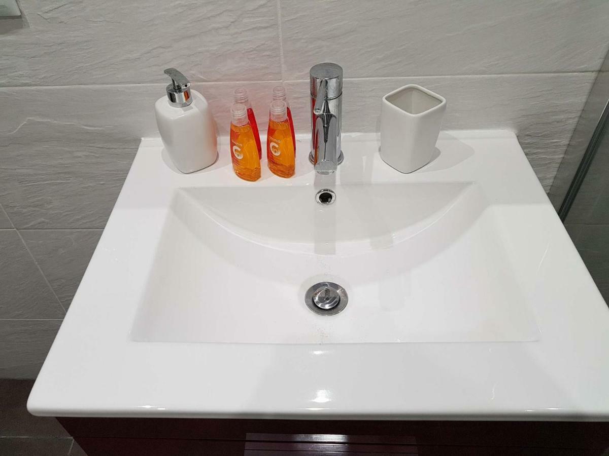Modern Apartment プラヤ・デル・イングレス エクステリア 写真